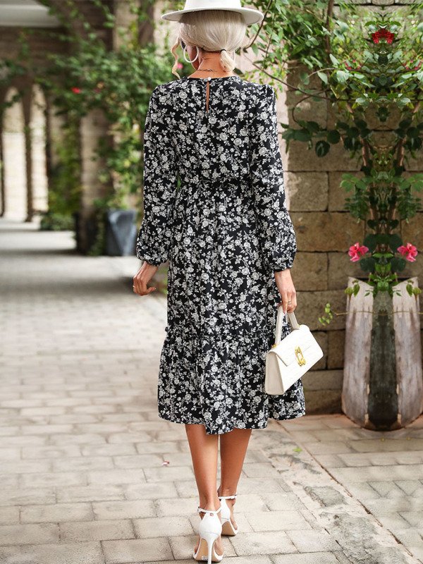 Women’s temperament long-sleeved black floral dresses