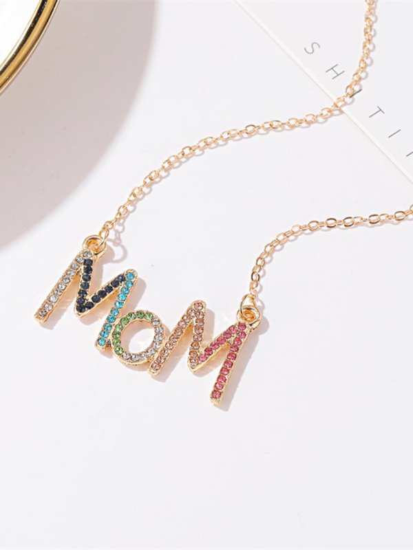 MOM letter necklace creative colored diamond English letter clavicle chain Mother’s Day gift